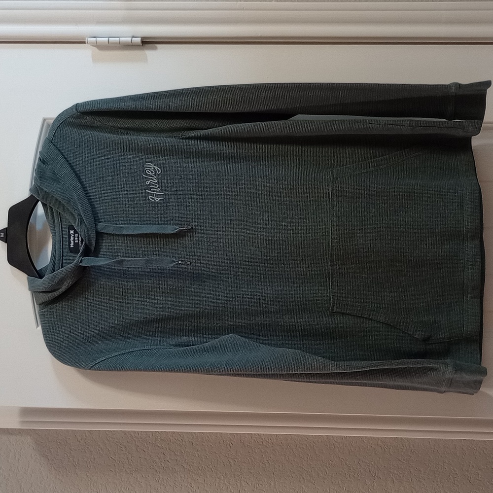 Hurley lightweight pullover